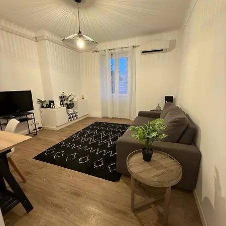 Apartment Grand T2 - Proche Port Et Transports *